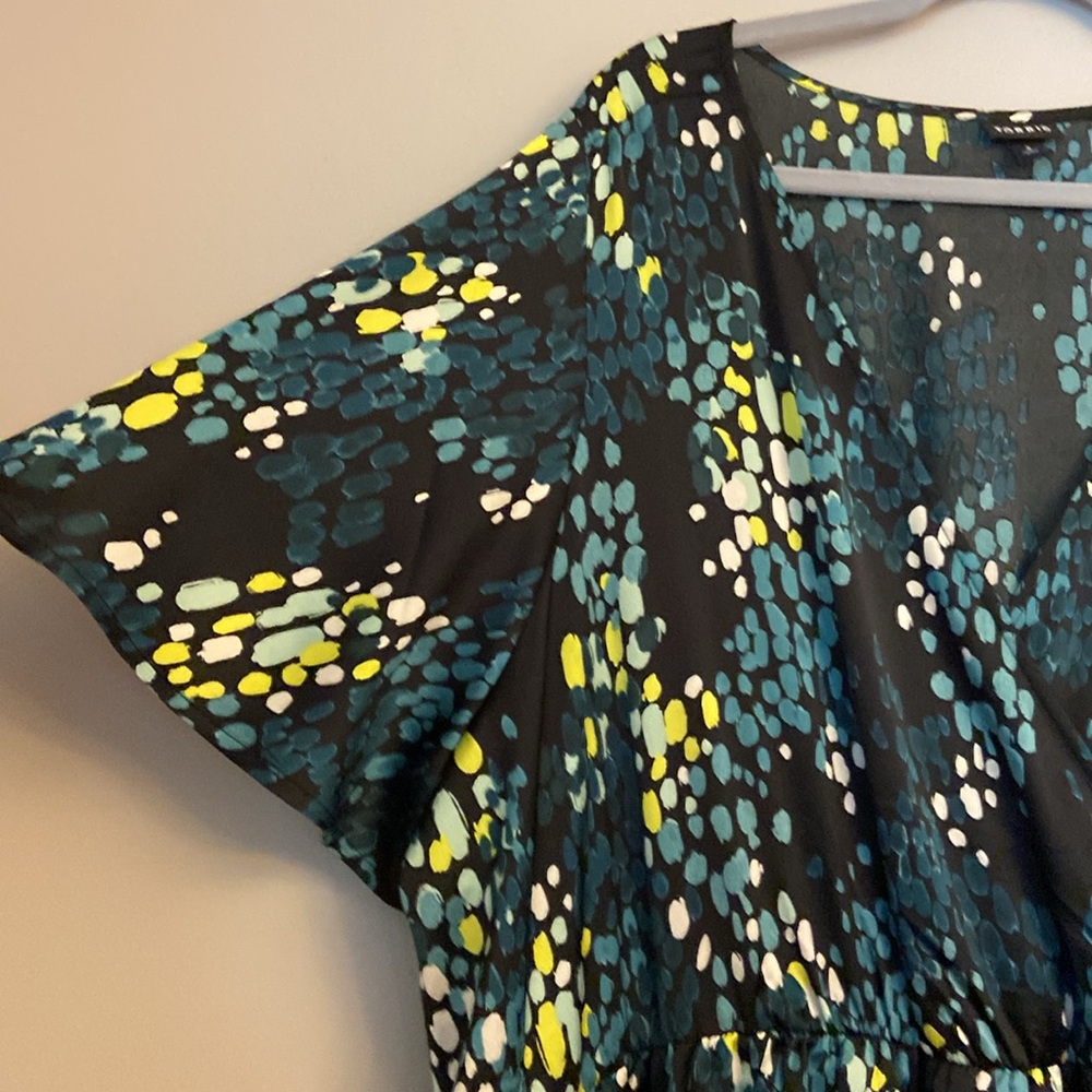 Torrid Midi Bubble Charm Flutter Sleeve Wrap Dres… - image 5